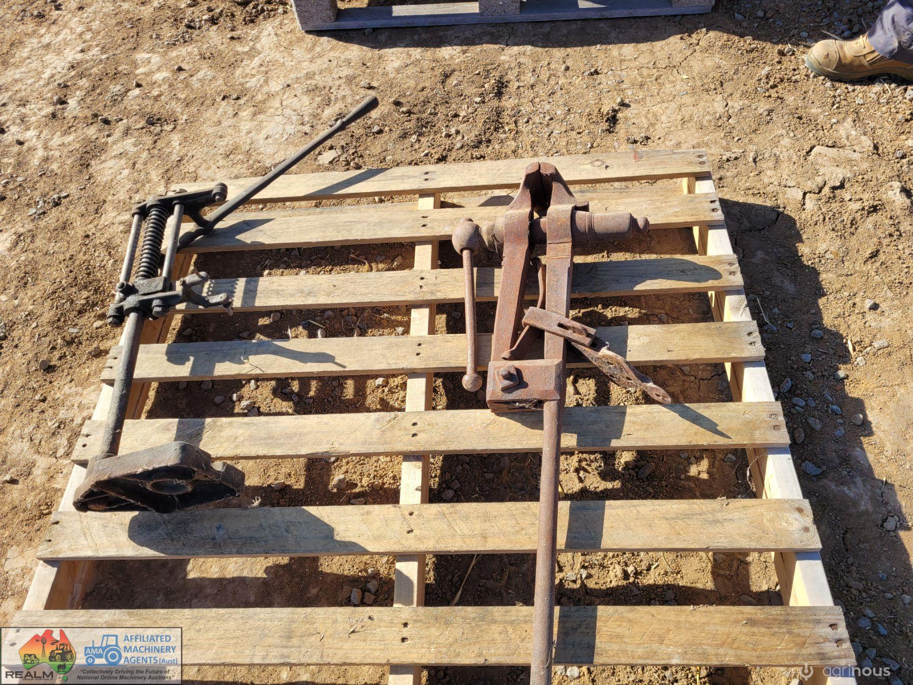 Leg Vice & Drill Press Frame - photo 3
