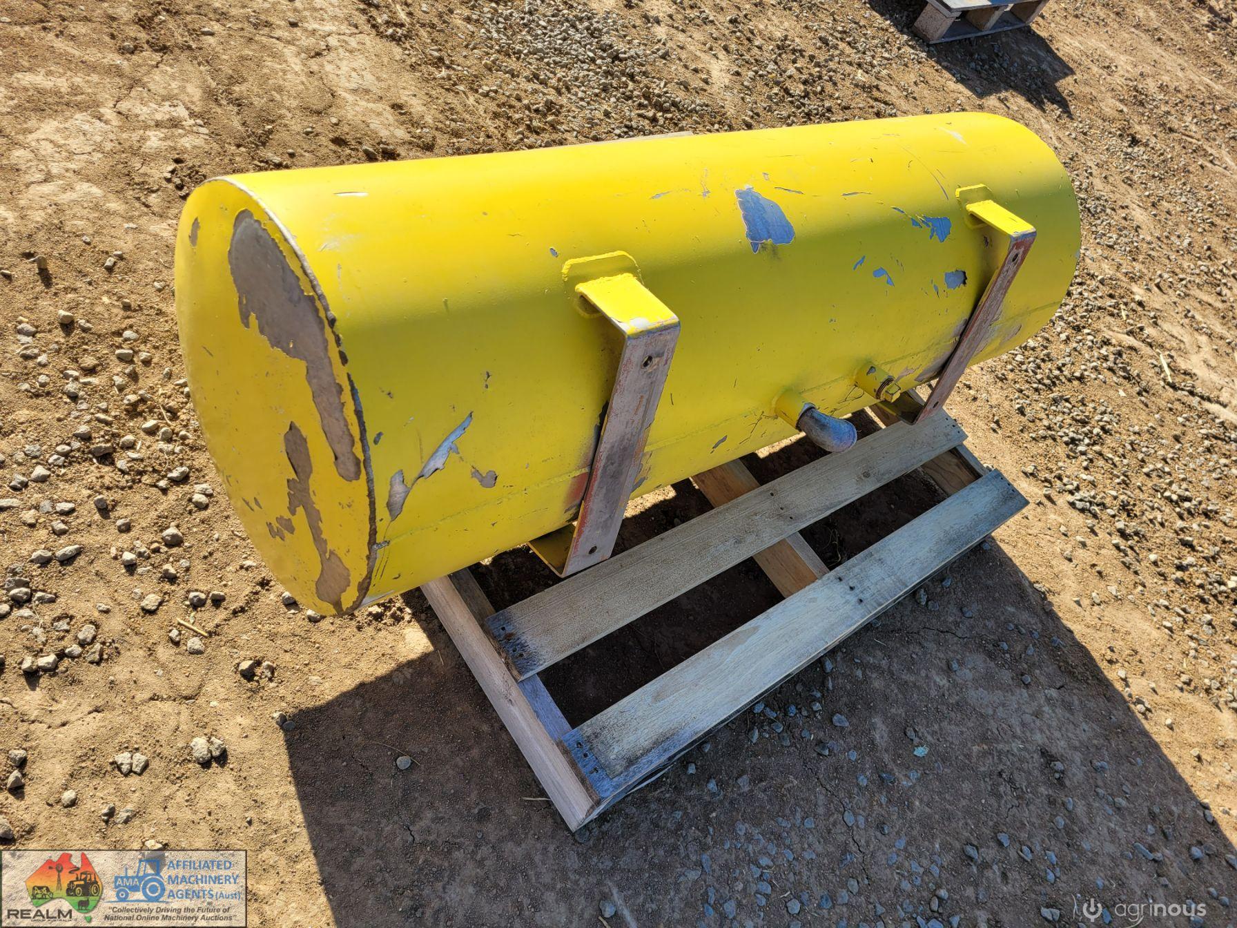 200Ltr Stainless Water/Fuel Tank - photo 4