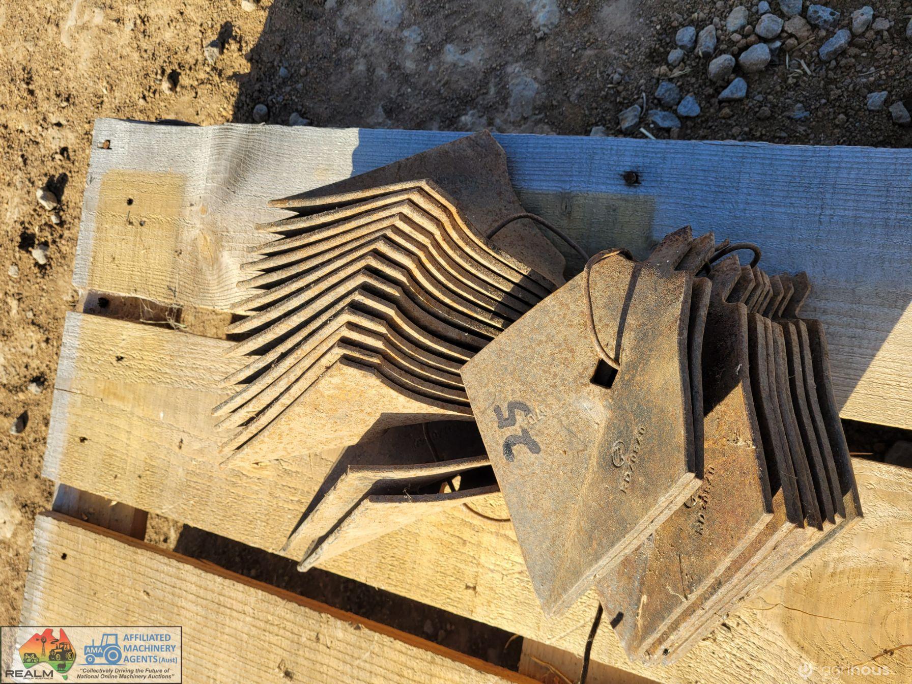 New Scarifier Points (25x 6") - photo 5