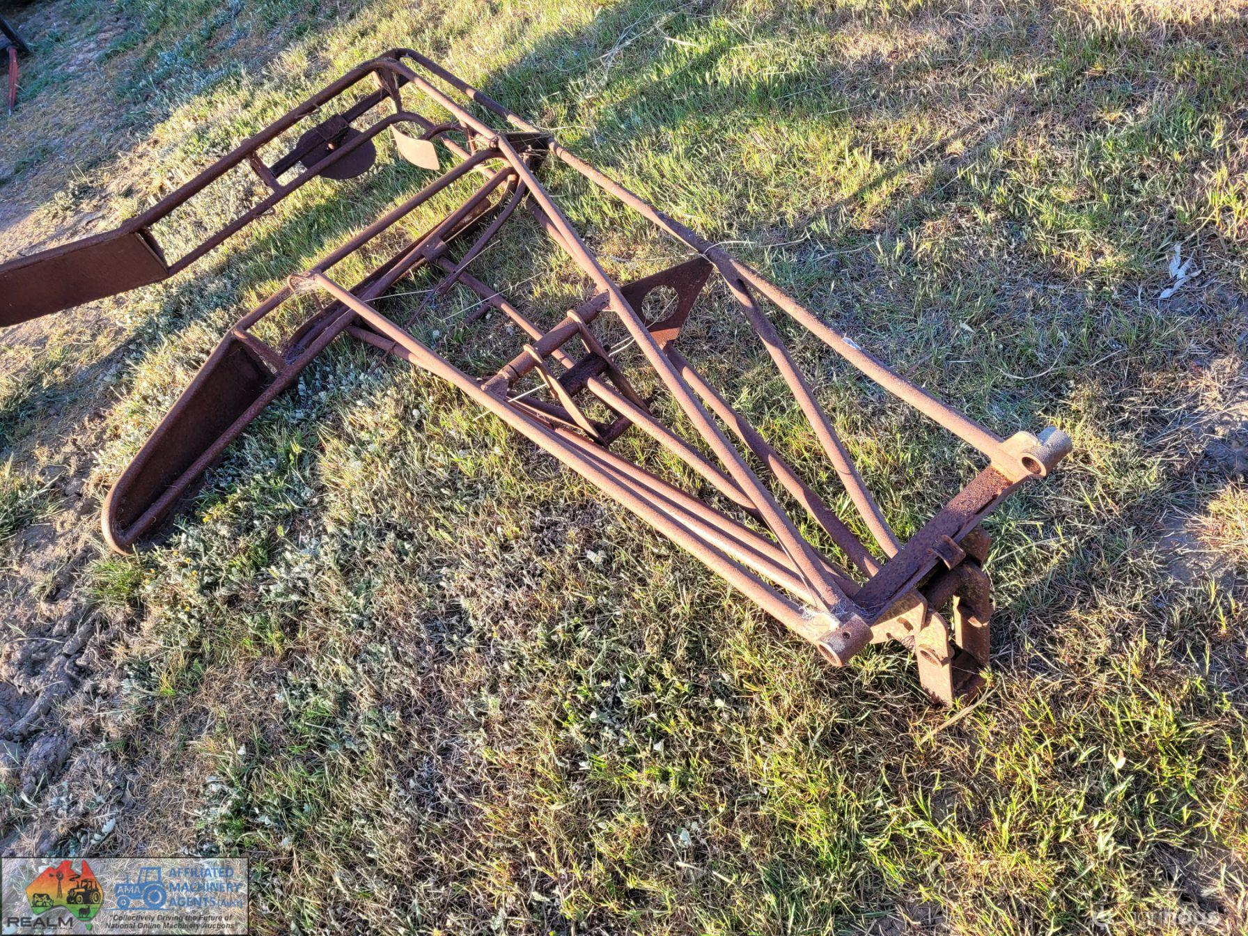 G-Well Bale Loader & G-Well Bag Loader - photo 2
