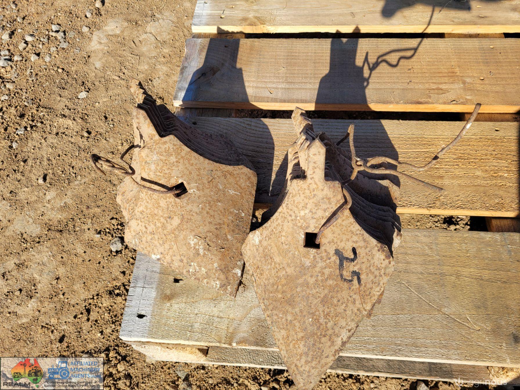 New Scarifier Points (10x 5-1/2" & 15x 5")