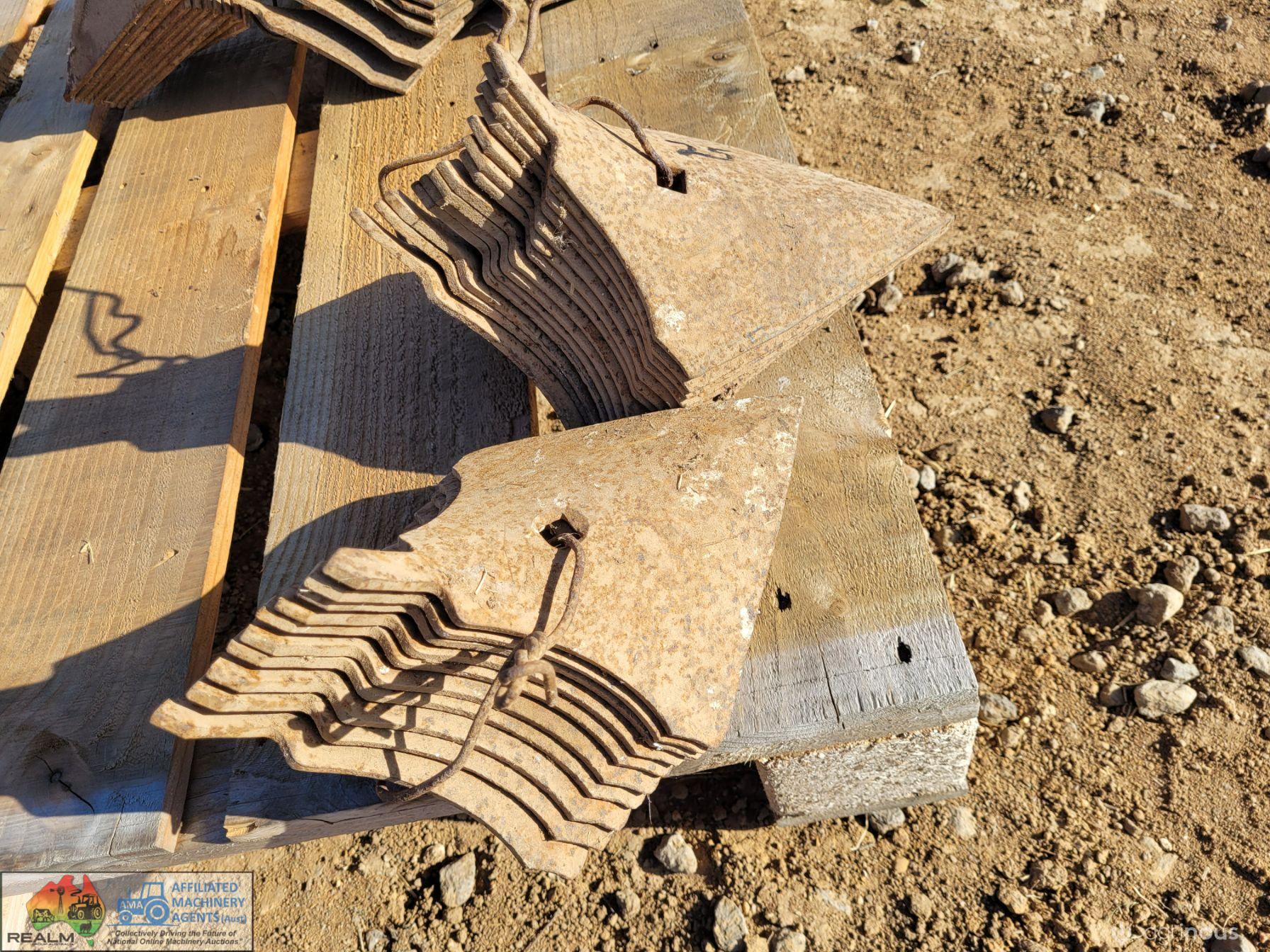 New Scarifier Points (10x 5-1/2" & 15x 5") - photo 2