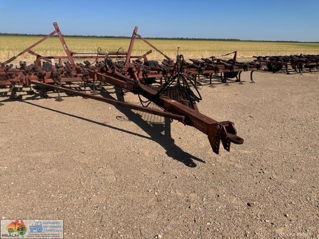 740 International - Folding Scarifier - 69 Tynes - photo 3