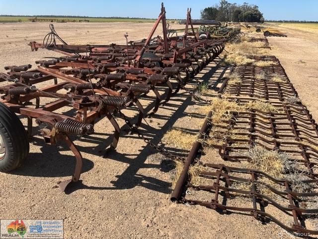 740 International - Folding Scarifier - 69 Tynes - photo 14