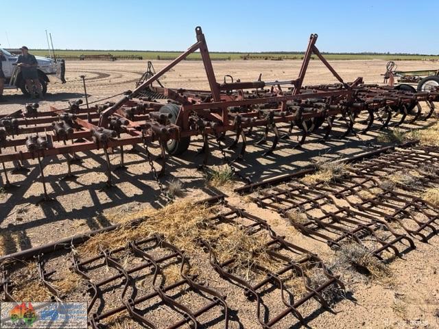 740 International - Folding Scarifier - 69 Tynes - photo 12