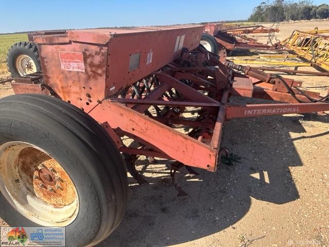 Triple Hitch 511 - Combines - photo 9