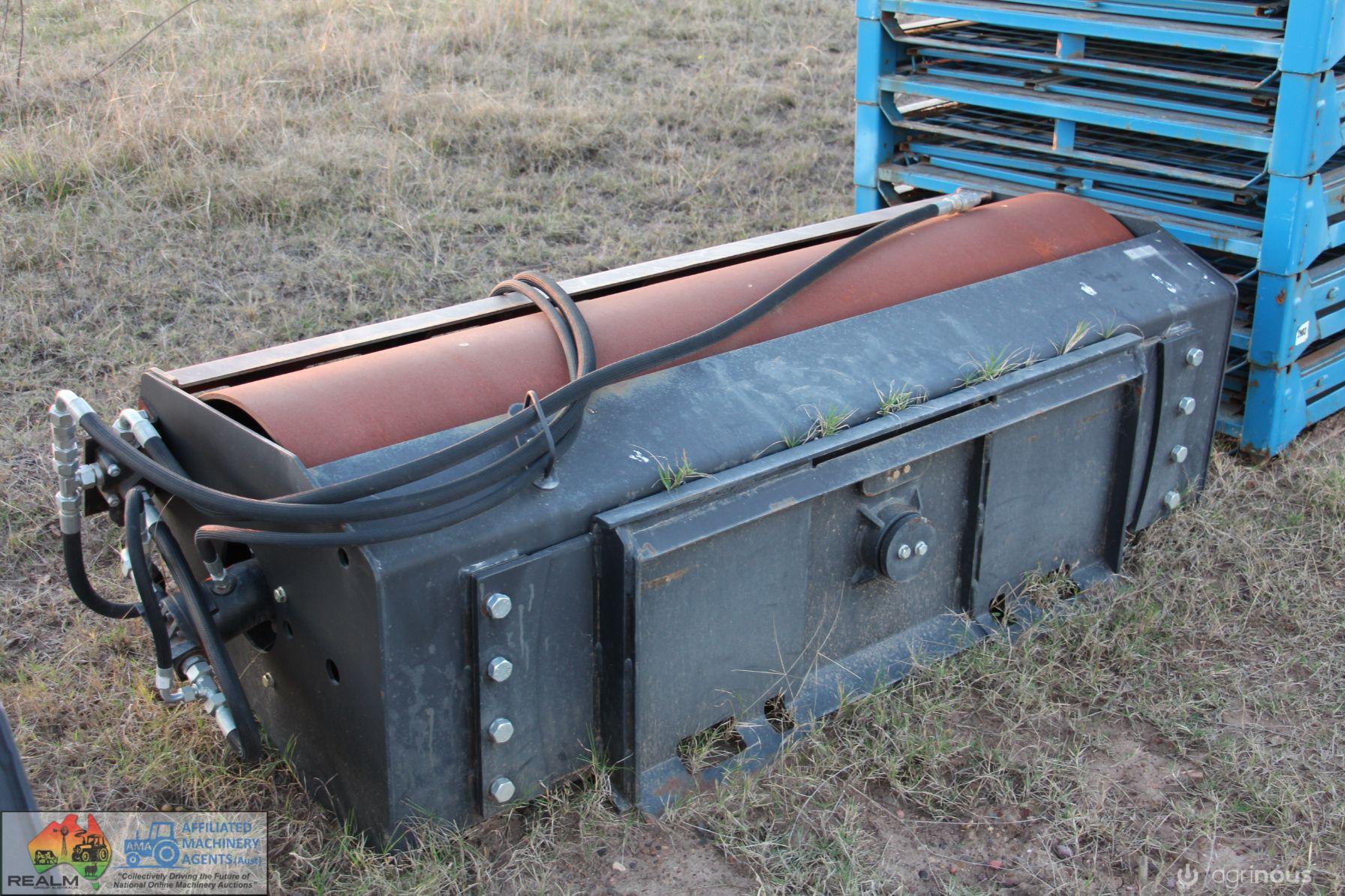 Skid Steer Vibrating Roller (Un-used) - photo 8