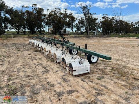 Ellis 12 Row Shielded Sprayer - photo 14