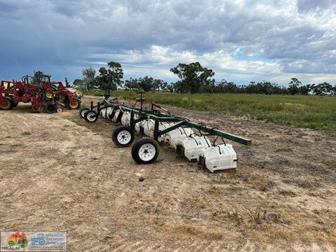 Ellis 12 Row Shielded Sprayer - photo 2