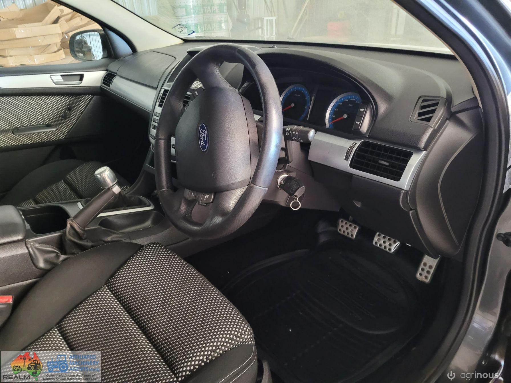 2008 Ford XR-6 Sedan (Dual Fuel) - photo 19