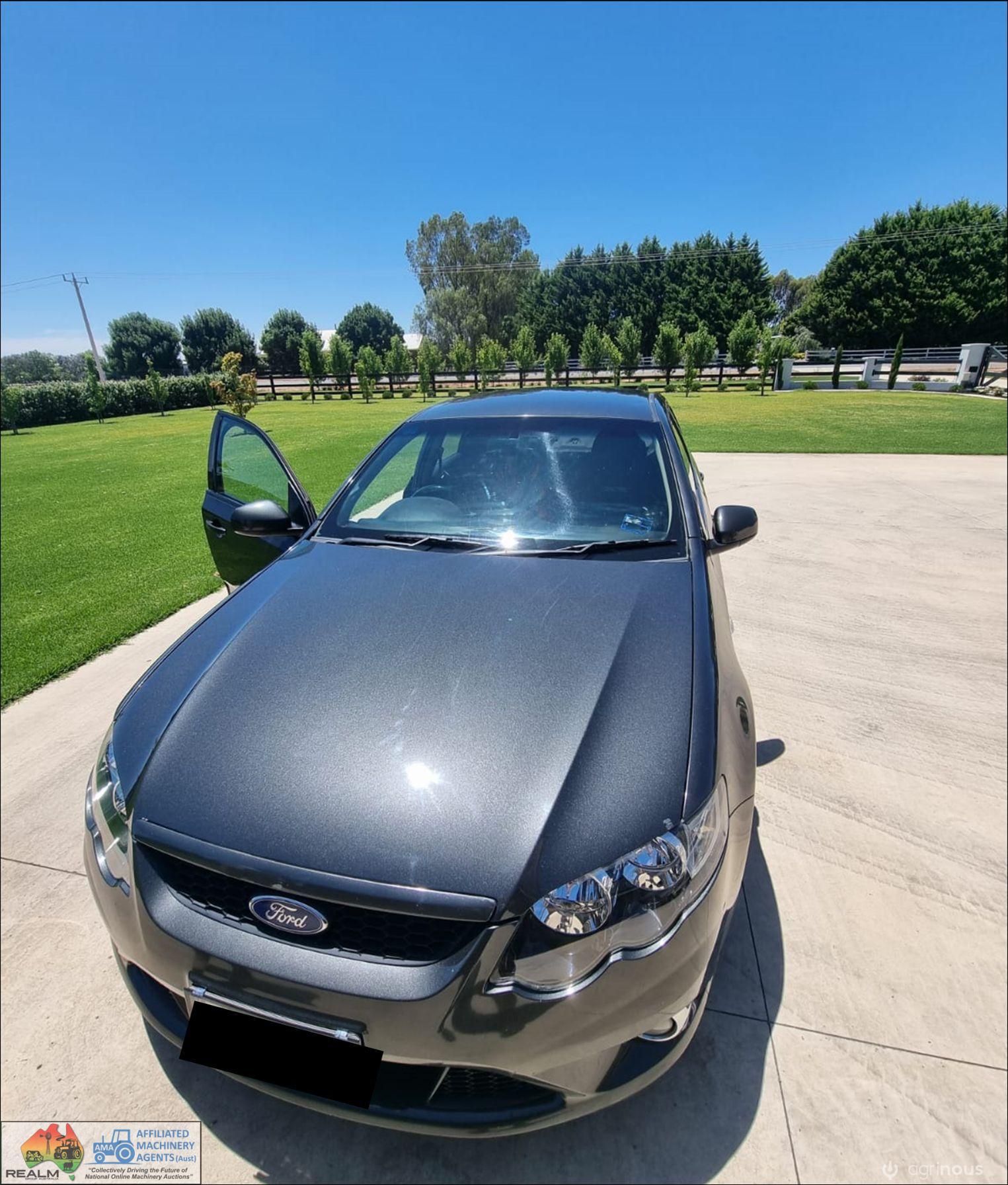 2008 Ford XR-6 Sedan (Dual Fuel) - photo 5