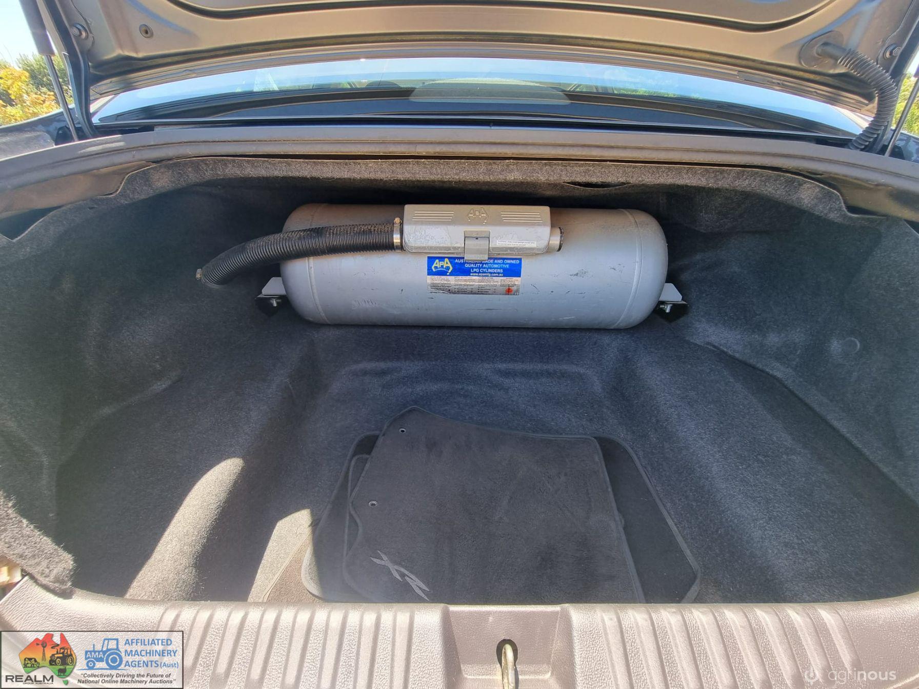 2008 Ford XR-6 Sedan (Dual Fuel) - photo 12