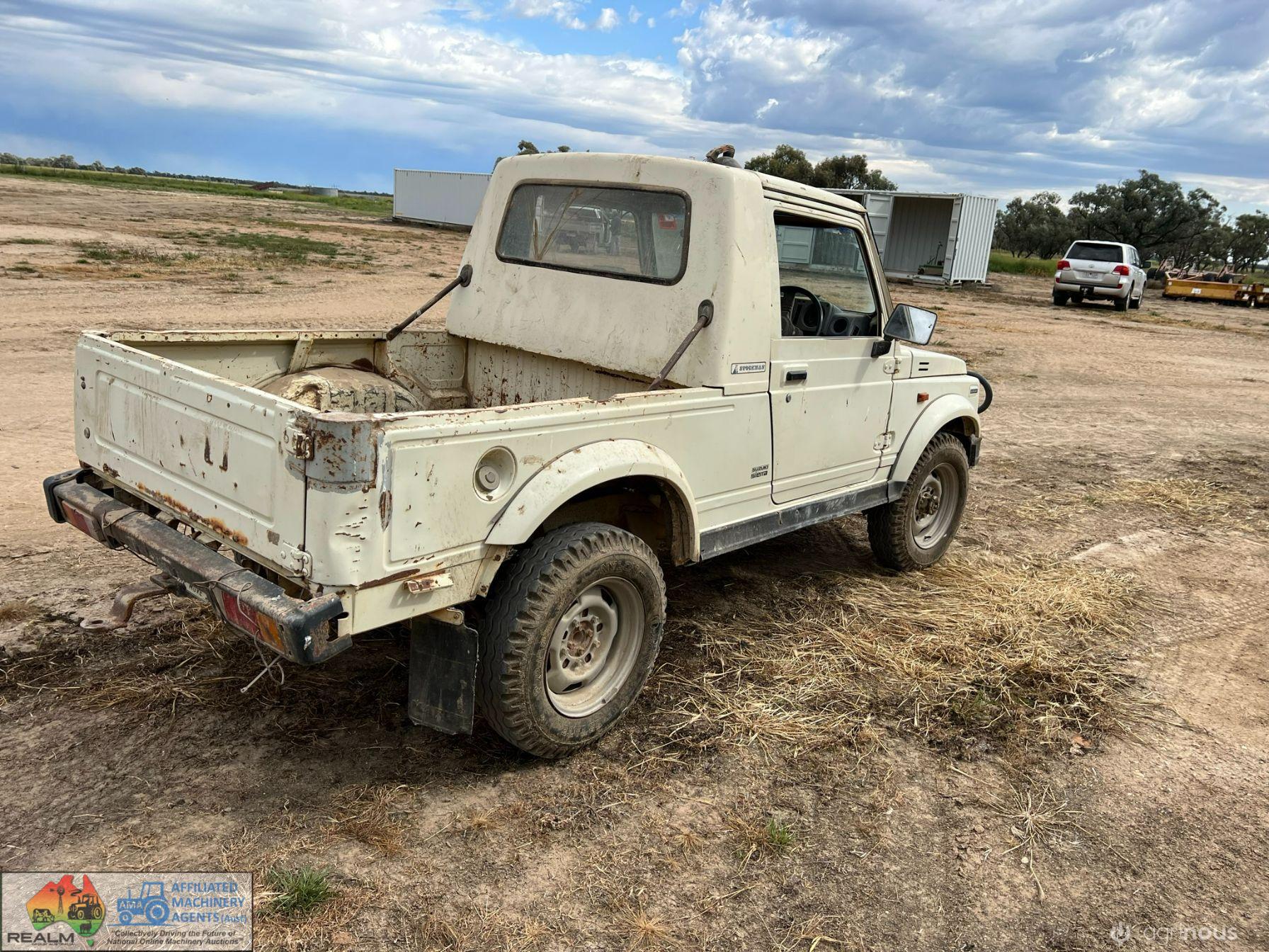 1995 Suzuki Stockman 4x4 Ute - photo 2