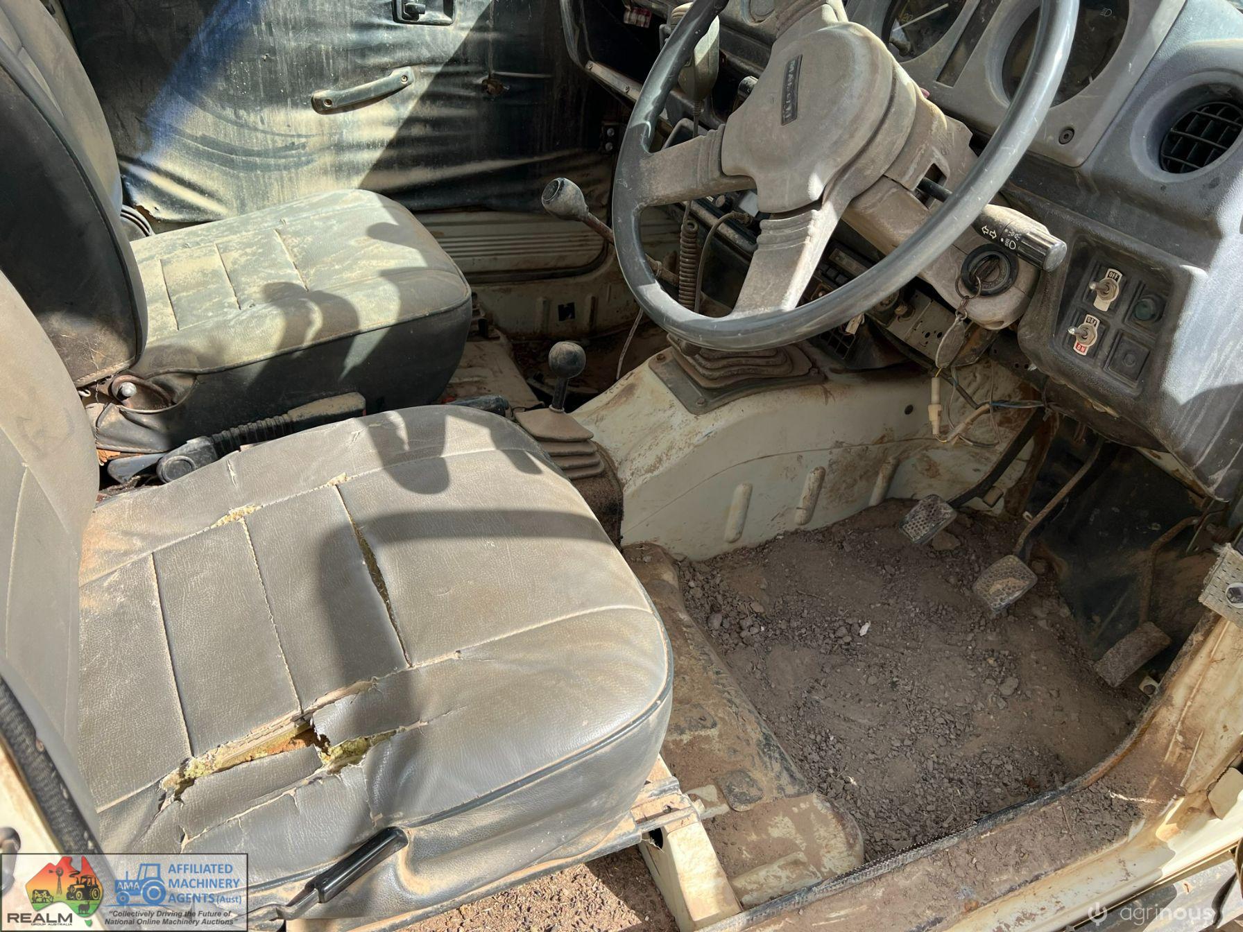 1995 Suzuki Stockman 4x4 Ute - photo 5