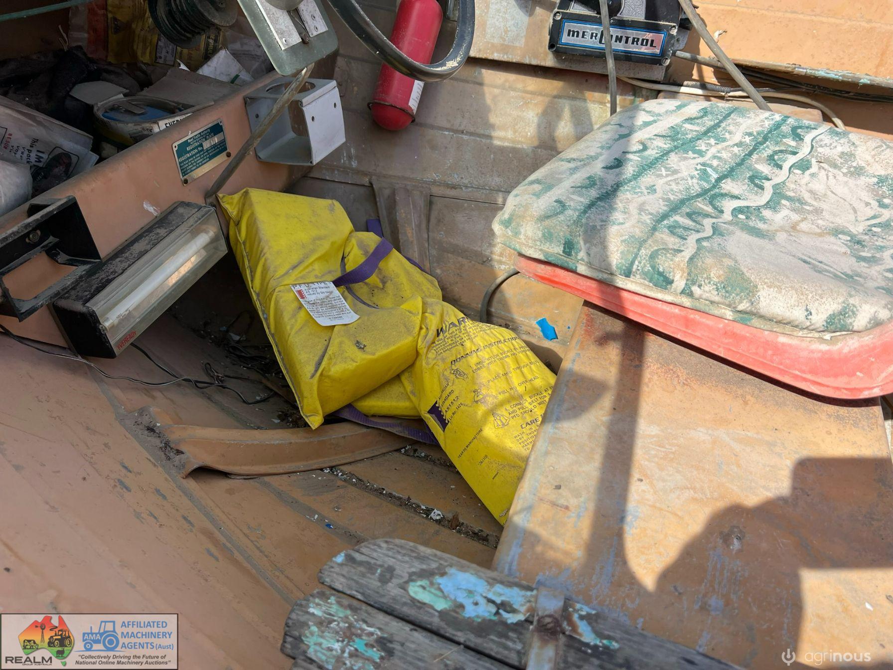 Alloy 'Scampy' Boat on Trailer - photo 14