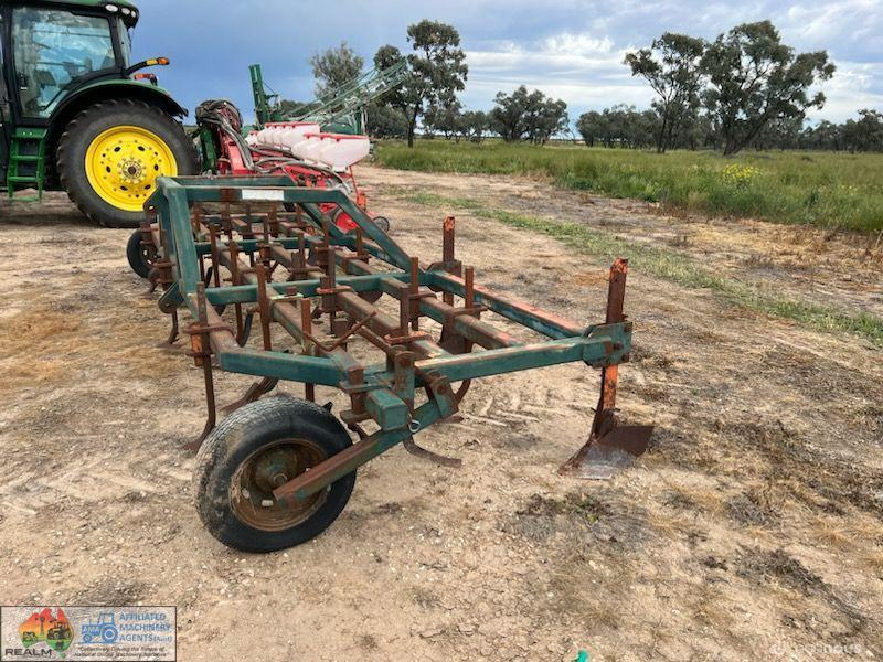 3pl Toolbar - 3 Row Crop Cultivator - photo 2