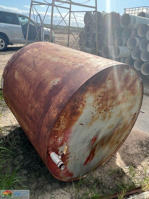 O/head Fuel Tank & Stand - photo 2