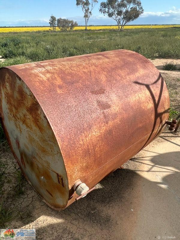 O/head Fuel Tank & Stand - photo 4