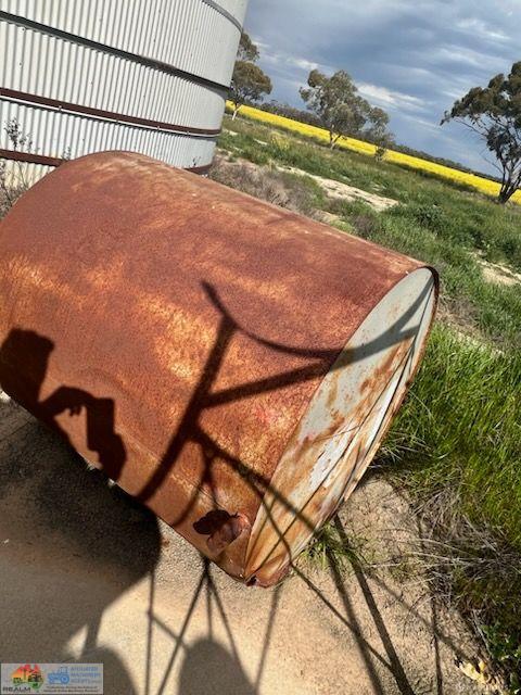 O/head Fuel Tank & Stand - photo 5