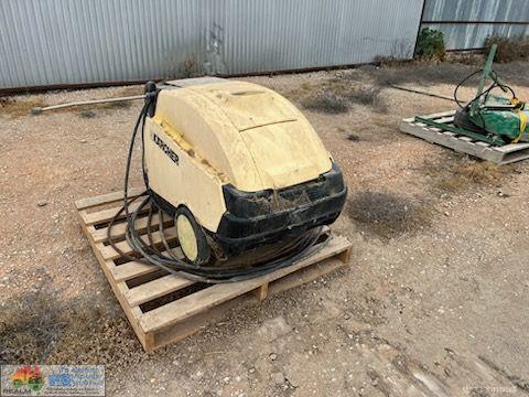 Karcher HDS-745 Hot Water Pressure Washer - photo 3