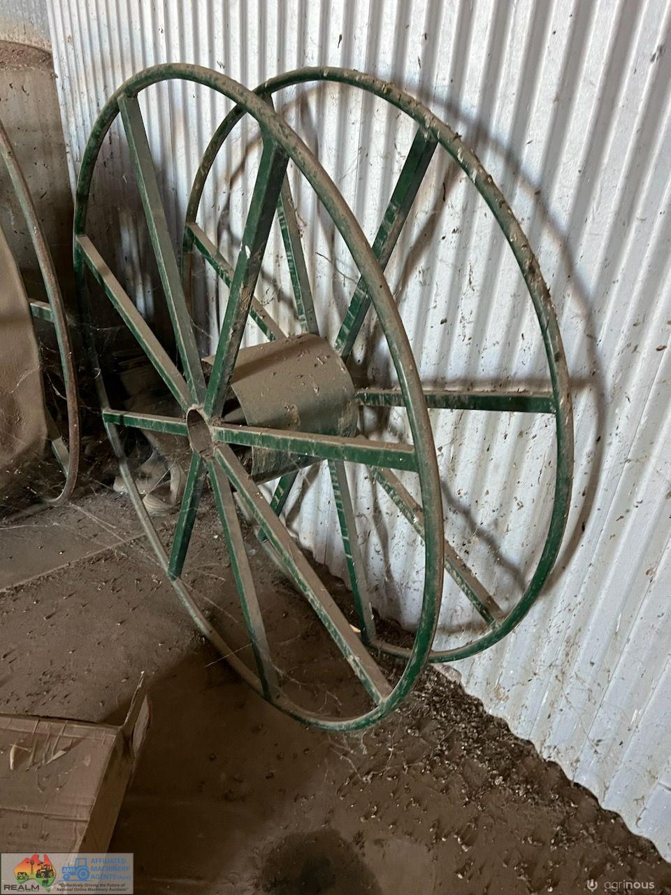 2x Lay-Flat Hose Reels - photo 4