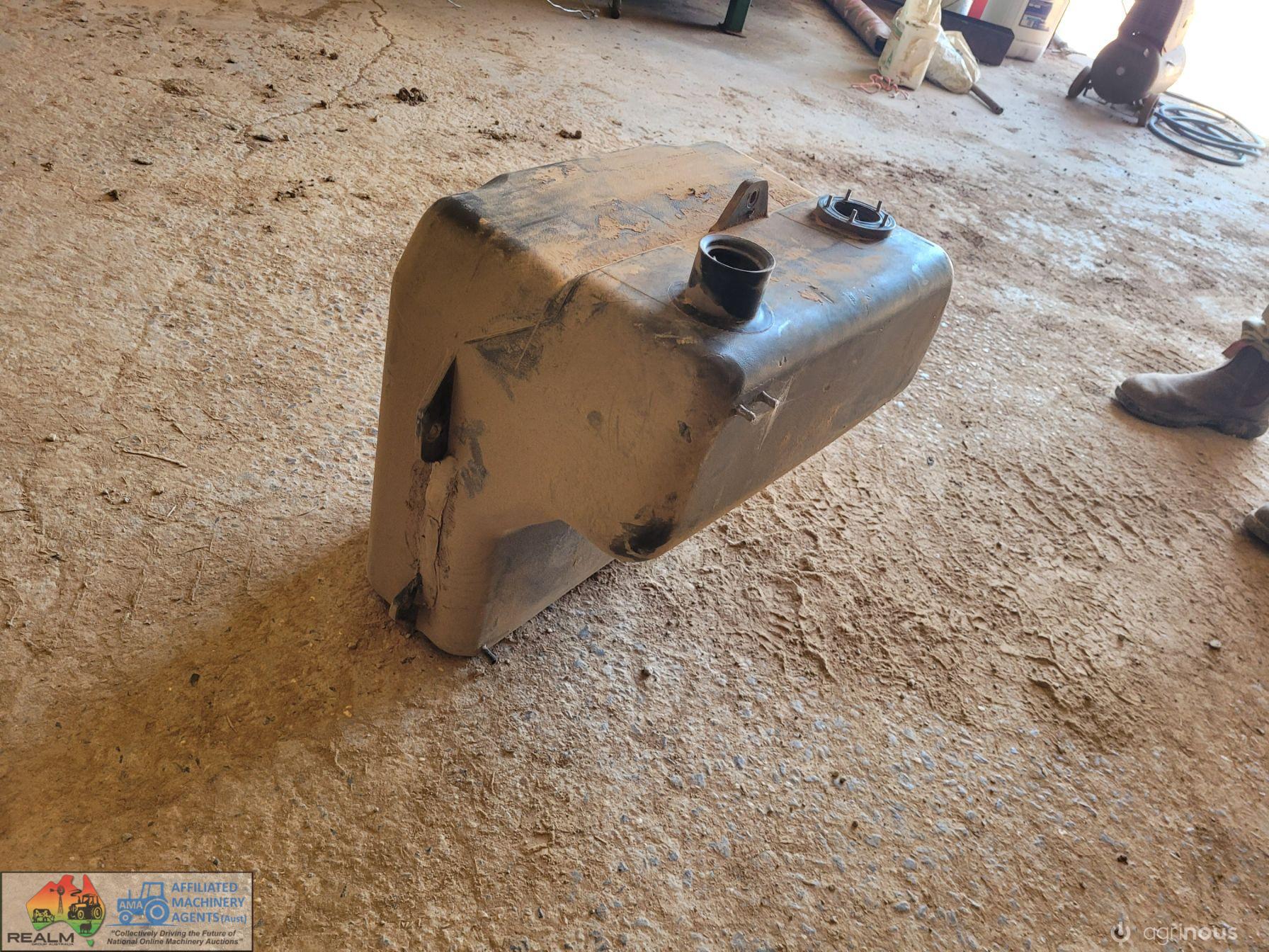 Poly 50Ltr Fuel Tank - photo 4