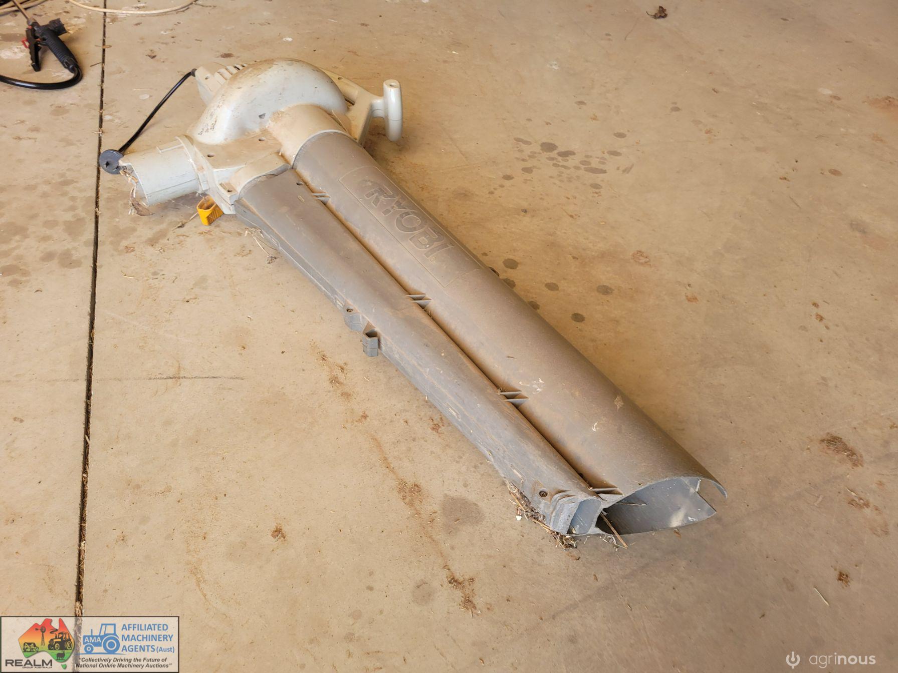 Ryobi 1602A Electric Leaf Blower - photo 4