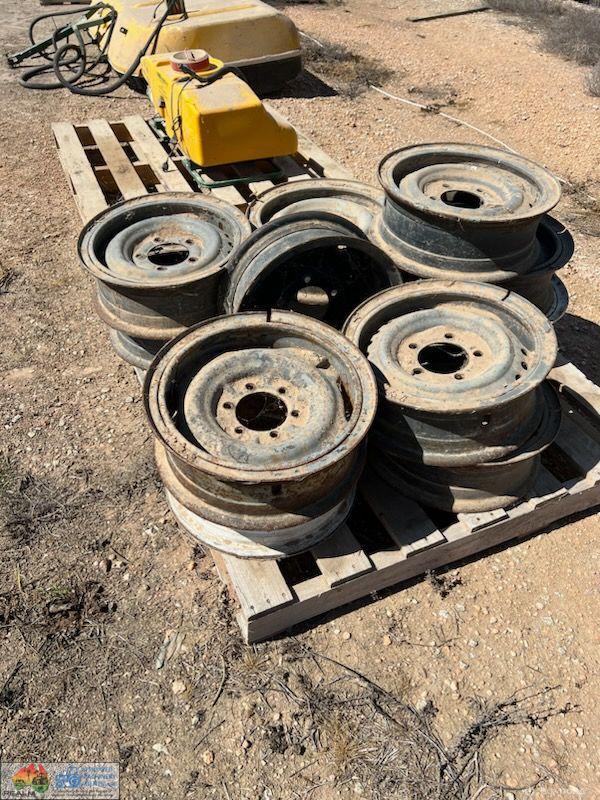 Pallet of Assorted 4x4 Rims - photo 3