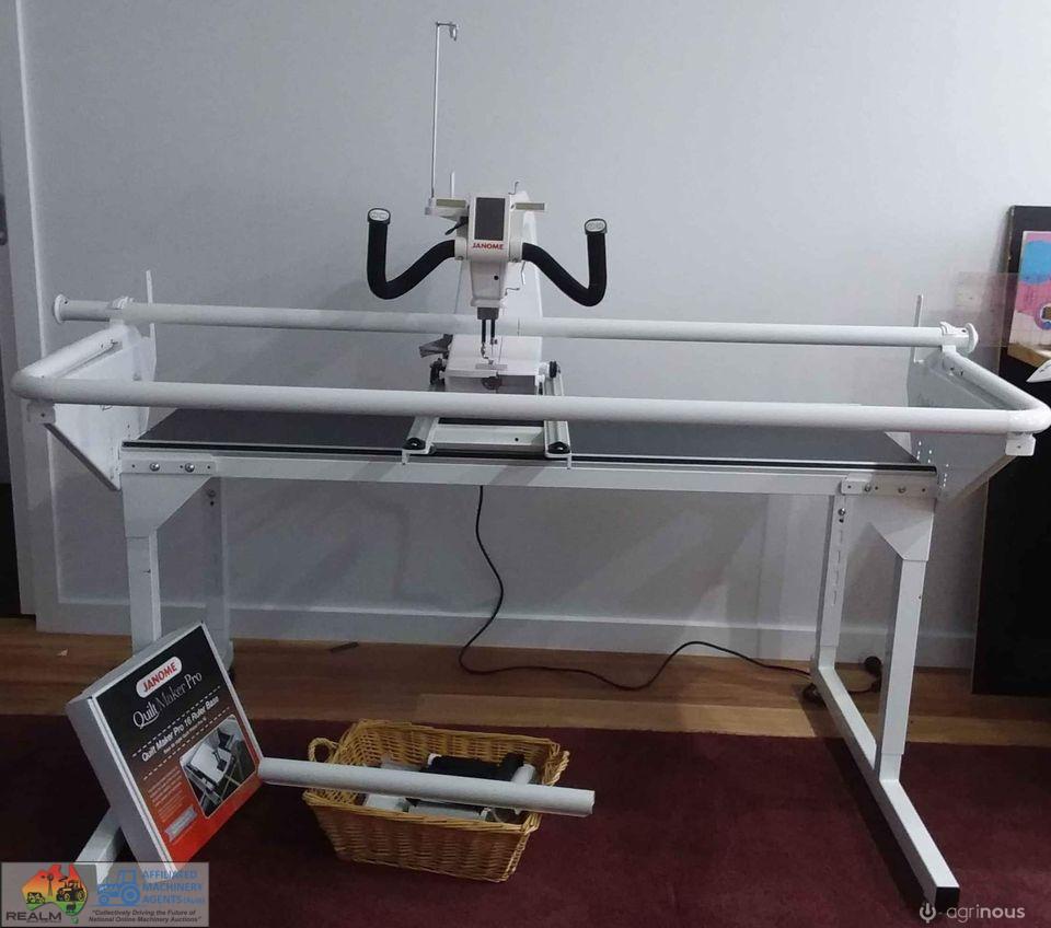 Janome Quilt Maker Pro 16 Long arm sewing machine - photo 3