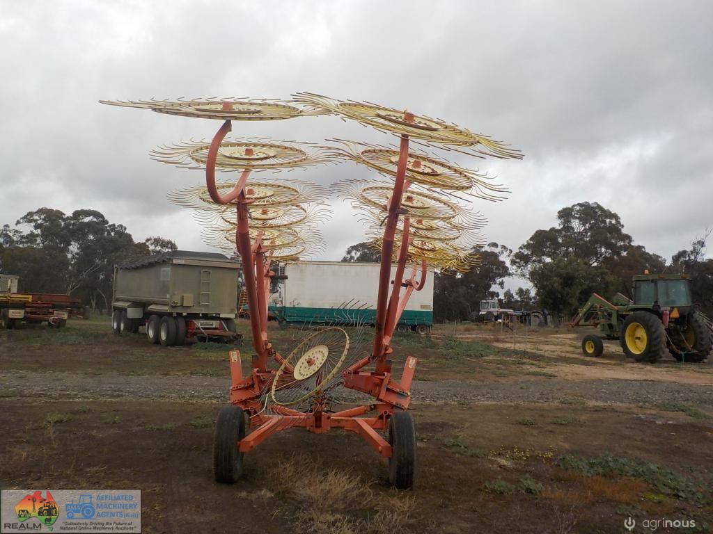 Howard V12 Hay Rake - photo 2
