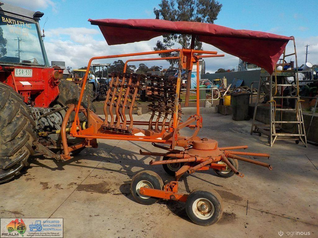 Kuhn GA-4101 Hay Rake