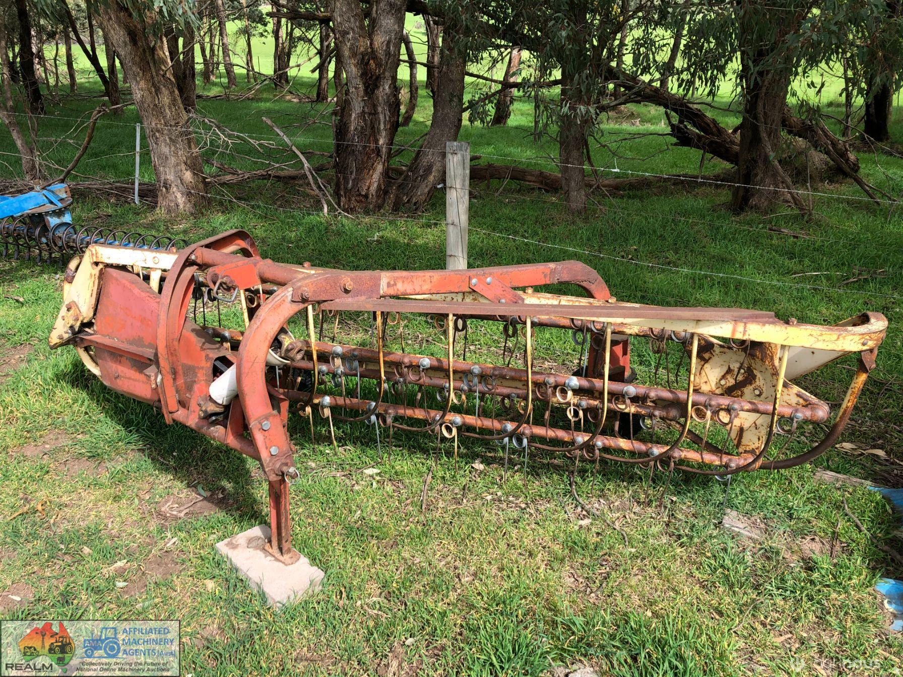 3pl New Holland Roller Bar Hay Rake ~ PTO Drive