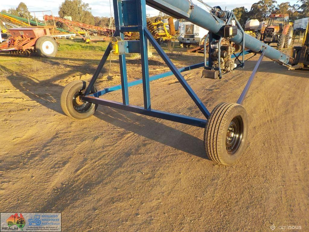 Grain Auger with Kubota 40X10 - photo 4