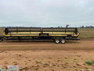 Honey Bee 36ft Draper Front - photo 16