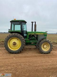 John Deere 4055 FWA Tractor - photo 3