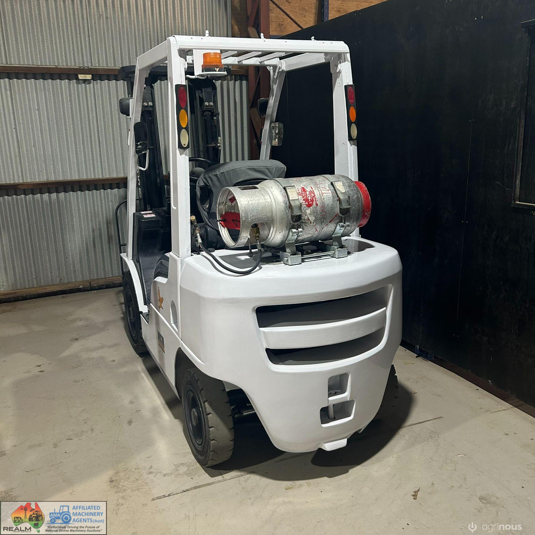 2014 Nissan k25 Industrial Forklift