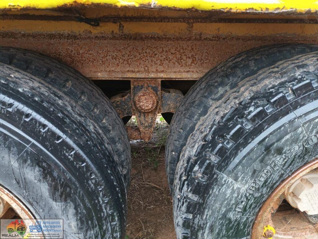 1968 Bogie Drop Deck Trailer (D00884) - photo 12