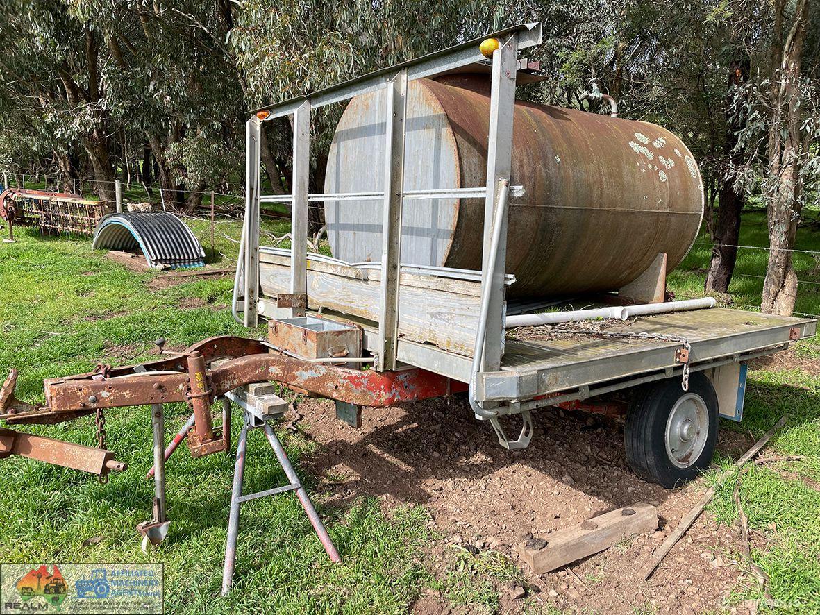 Water Tank on Farm Trailer - photo 2