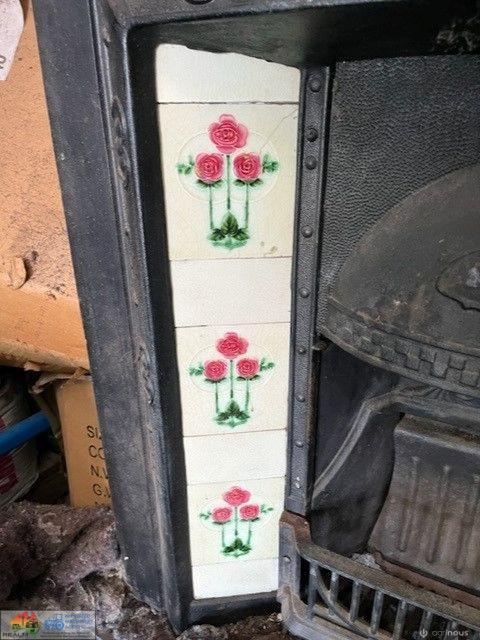 Cast Iron Fire Place (3 Red Flower Tiles) - photo 3