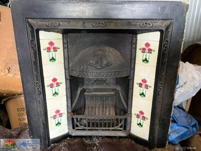 Cast Iron Fire Place (3 Red Flower Tiles)