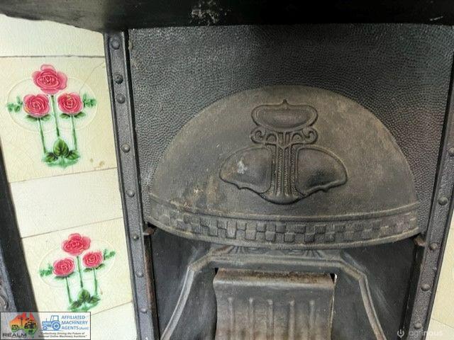 Cast Iron Fire Place (3 Red Flower Tiles) - photo 2