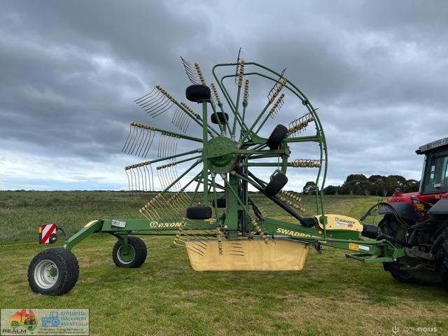 Krone Hay Rake TC880 - 2017 Model As New - photo 9