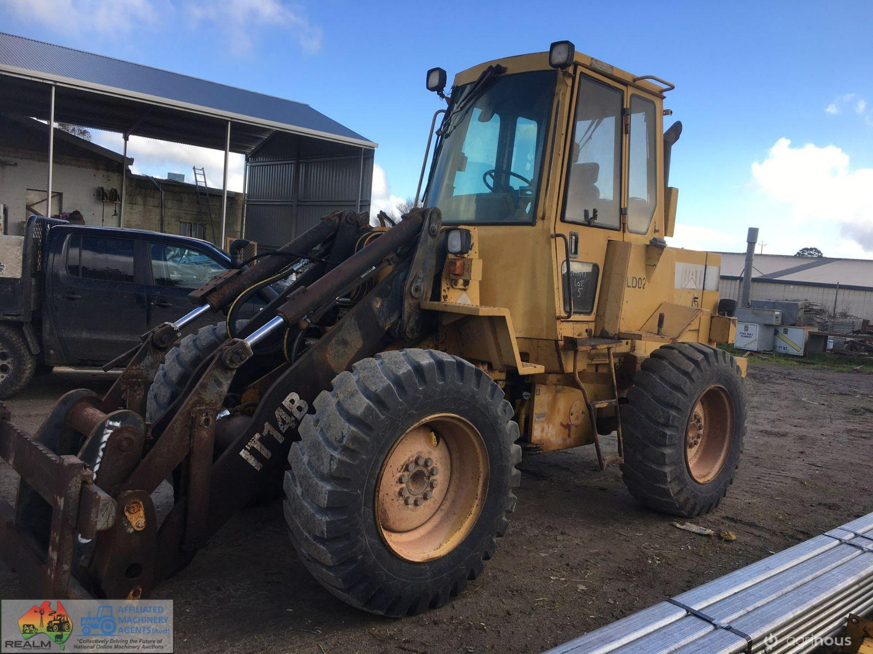 Caterpillar IT-14B High Lift Tool Carrier - photo 3