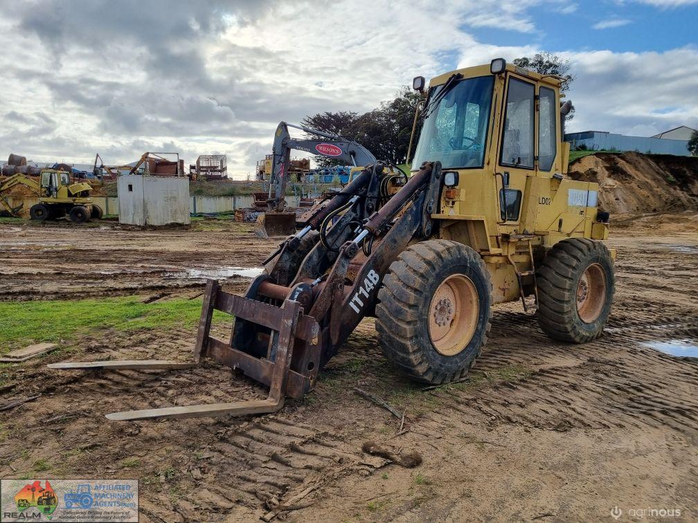 Caterpillar IT-14B High Lift Tool Carrier - photo 2