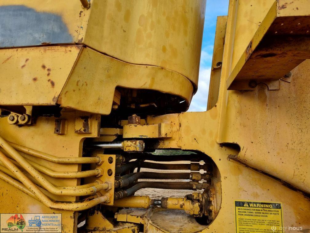 Caterpillar IT-14B High Lift Tool Carrier - photo 15