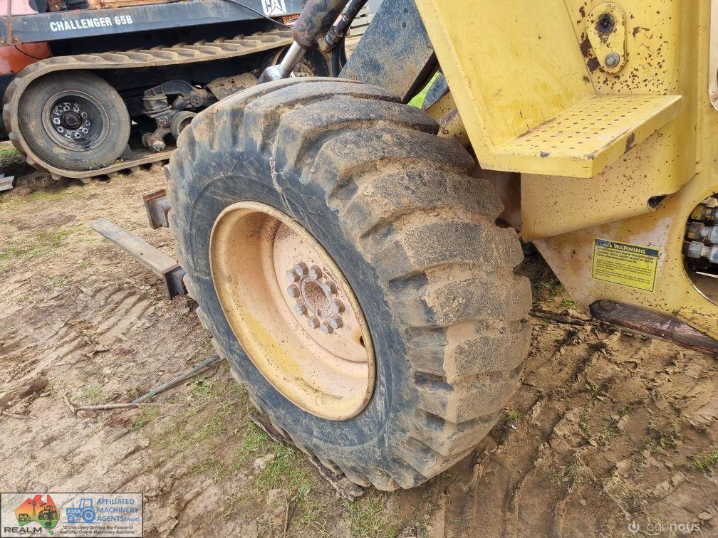 Caterpillar IT-14B High Lift Tool Carrier - photo 22