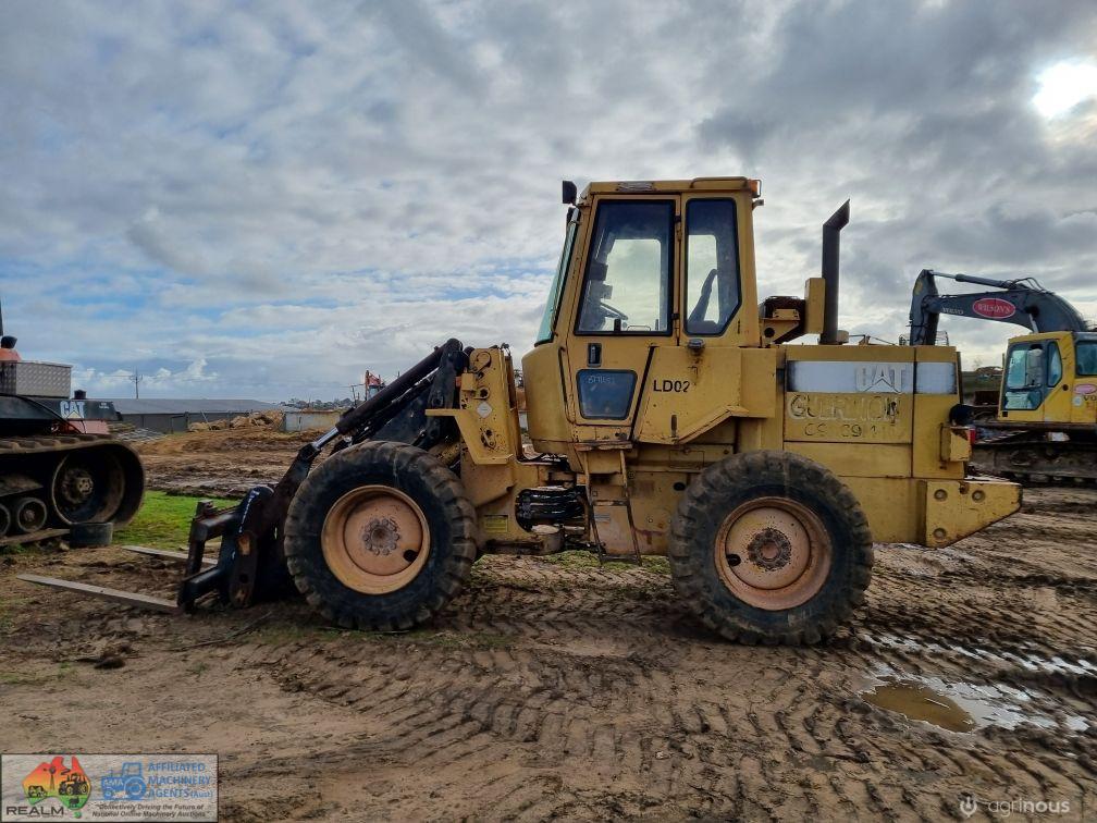 Caterpillar IT-14B High Lift Tool Carrier - photo 4