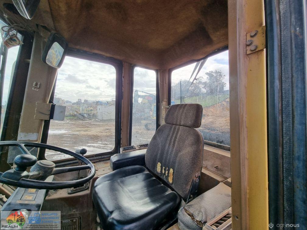 Caterpillar IT-14B High Lift Tool Carrier - photo 12