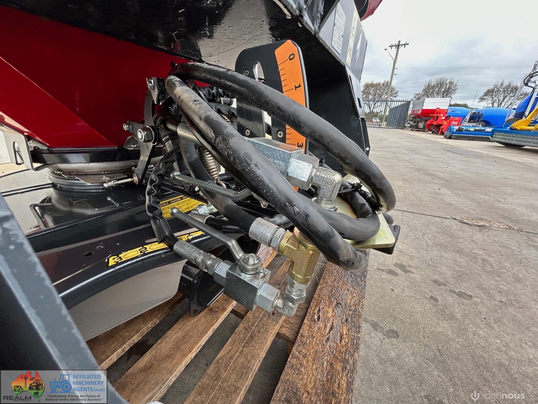 New cavallo spreader - photo 4