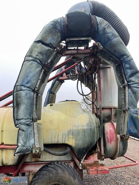 3000 lt 2 row vineyard sprayer - photo 4